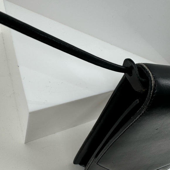 YSL Black structured rectangular flap bag. Thin strap can be worn so many ways - Picture 5 of 11